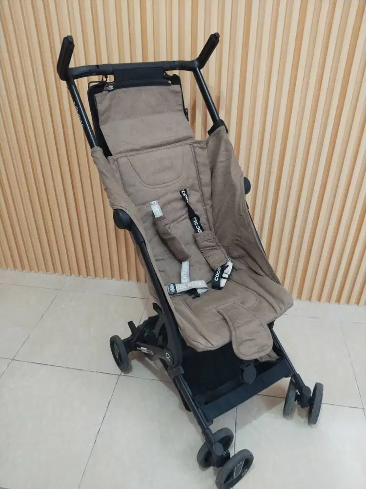 Stroler MINIMA ringkas