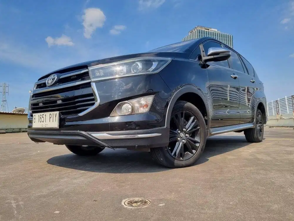 Toyota Kijang Innova Venturer Diesel Biosolar Matic th 2017,mewah gan!