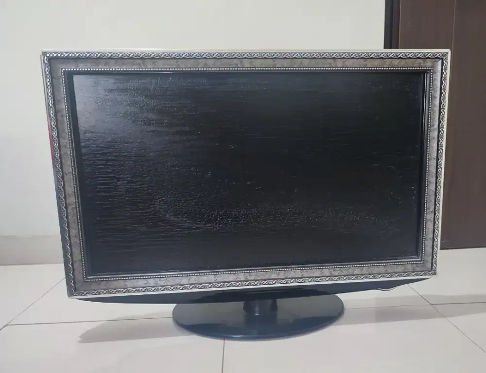BUAT YANG MINAT AJA LG 32LH20R