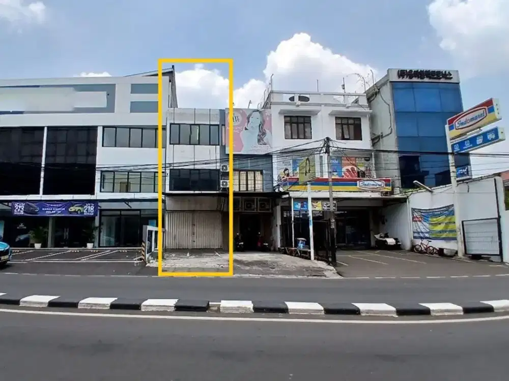 Disewakan Ruko 3 Lantai di Radio Dalam Raya,   Kebayoran Baru