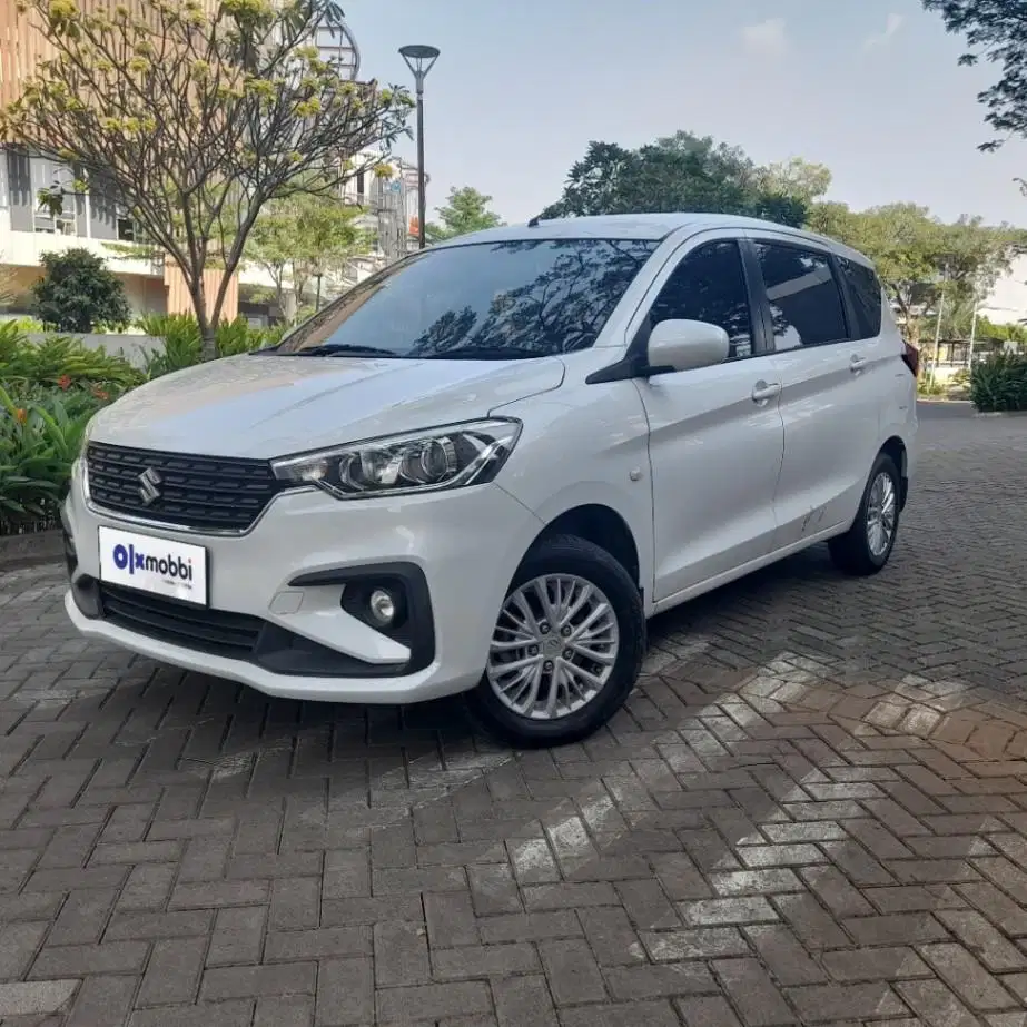 TDP 8, JT Suzuki Ertiga 1.4 GL Bensin-MT Putih 2021