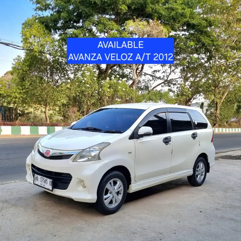 Toyota Avanza Veloz A/T 2012