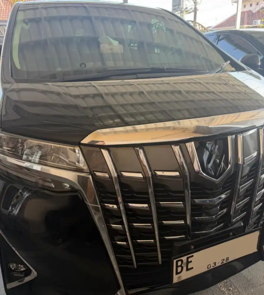 Dijual Alphard 2023 G AT Low KM