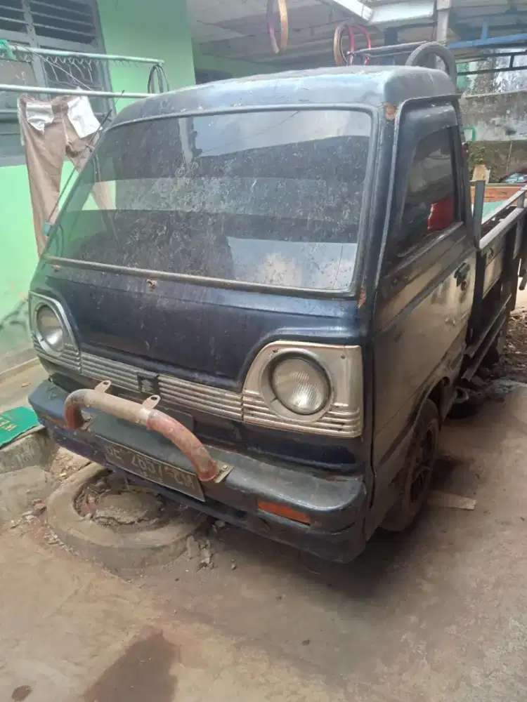 Suzuki carry 1000 thn 87