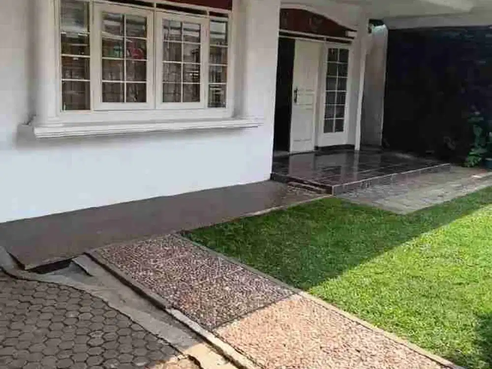 Rumah Luas Siap Huni Di Batu Indah,Batununggal