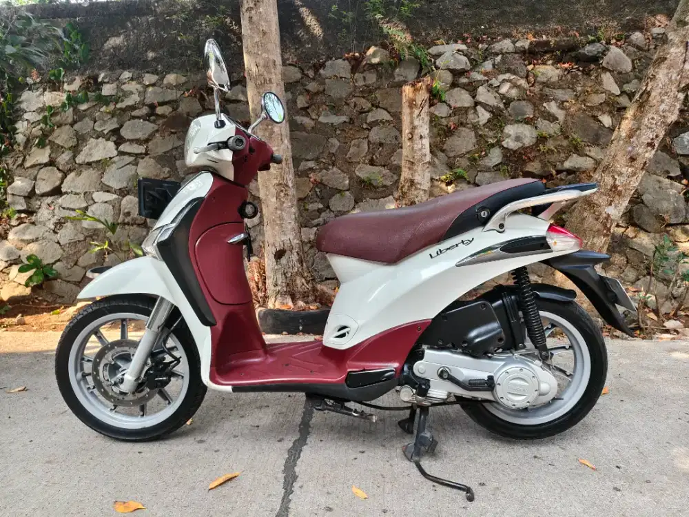 Piaggio Liberty 100 2014 Putih
