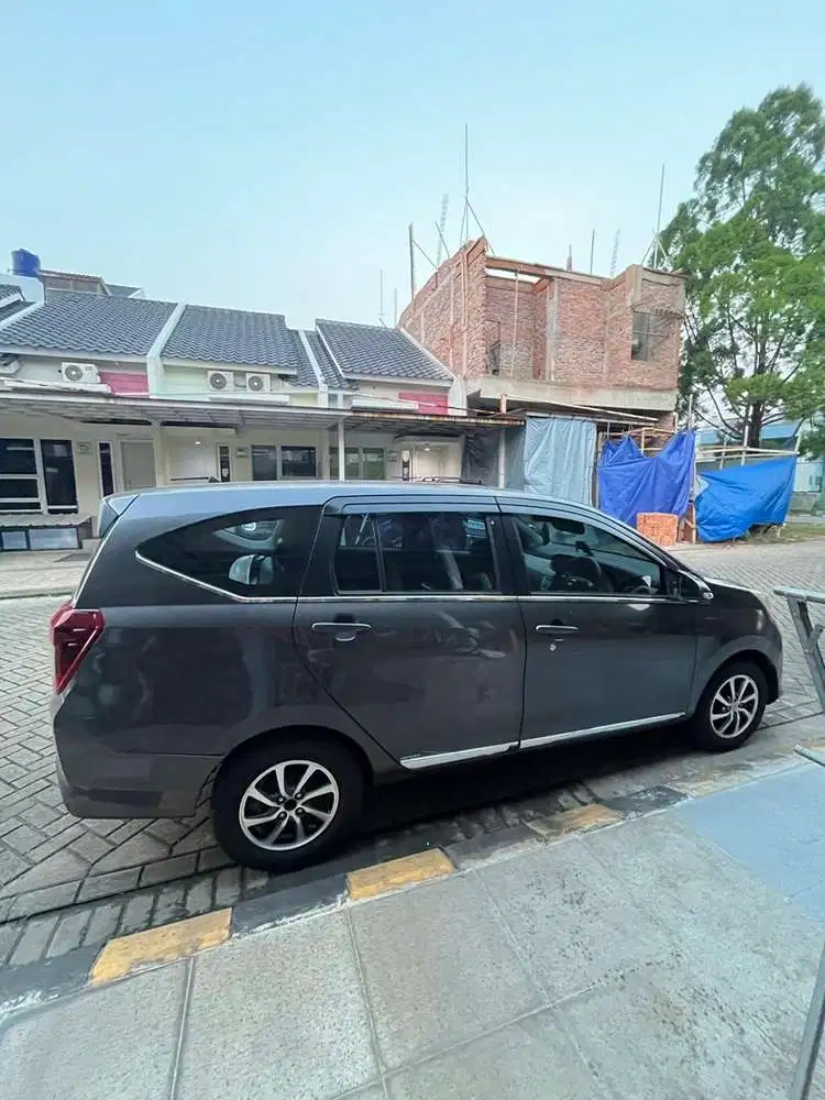 (pribadi) Sigra Deluxe 1.2R tahun 2016