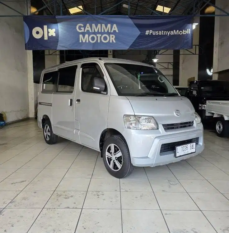 Gran Max D 1.5 Minibus AC PS Model Baru Th2023 Silver Metalik Istimewa