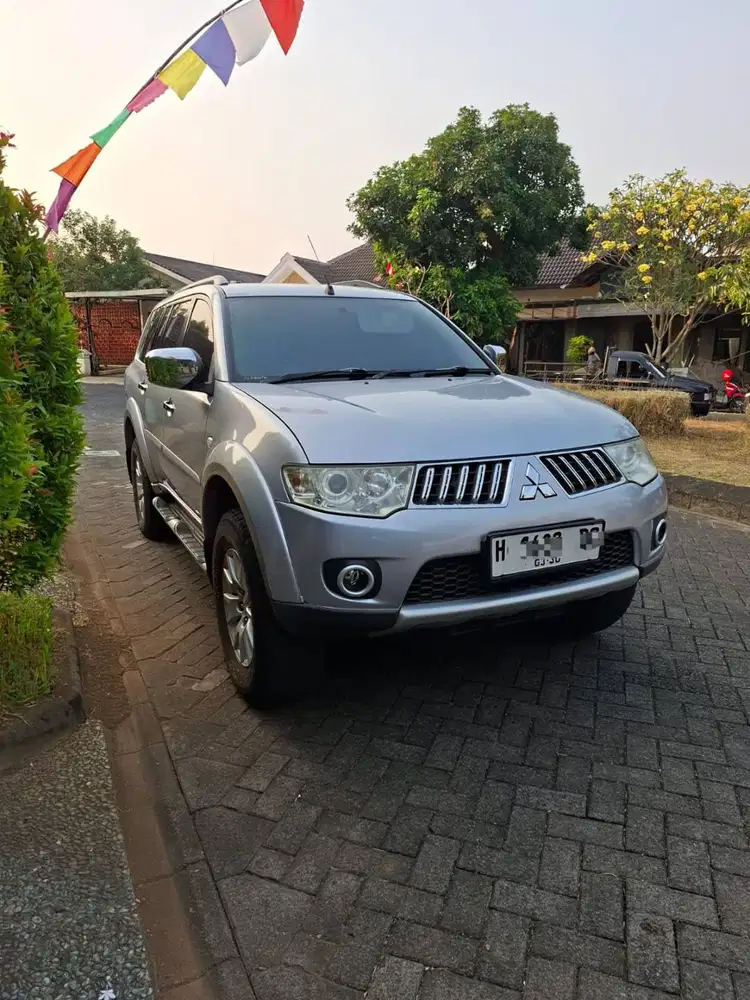 Mitsubishi Pajero Sport 2010 Exceed A/T Tangan Pertama Terawat