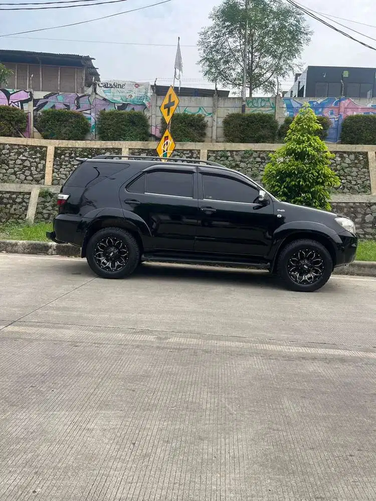 Toyota Fortuner 2010 Diesel