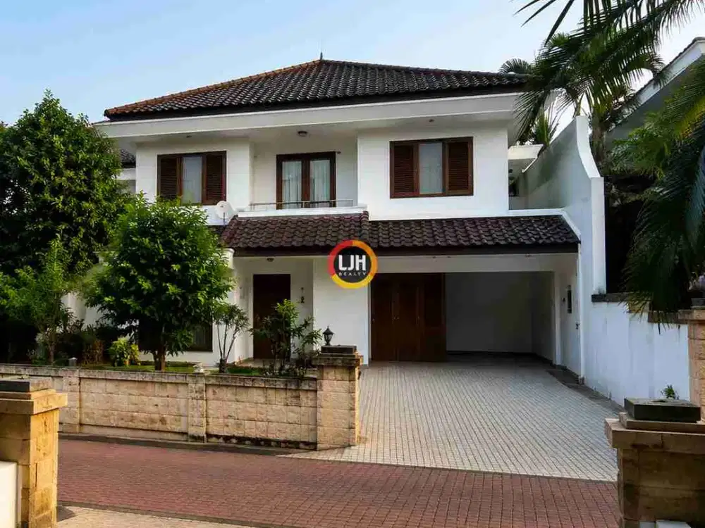 Rumah American Tropis di Pejaten Barat Dijual & Disewa