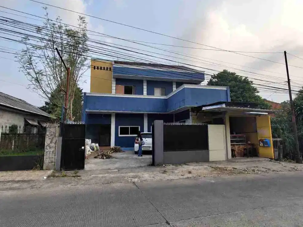 Disewakan rumah plus gudang
Gas alam Depok
LT 238M2
LB 400M2 
KT 3
Km 3
Listrik 3300
Air PDAM 

Harga sewa pertahun 100 jt ( nego)

kode Wiw-130