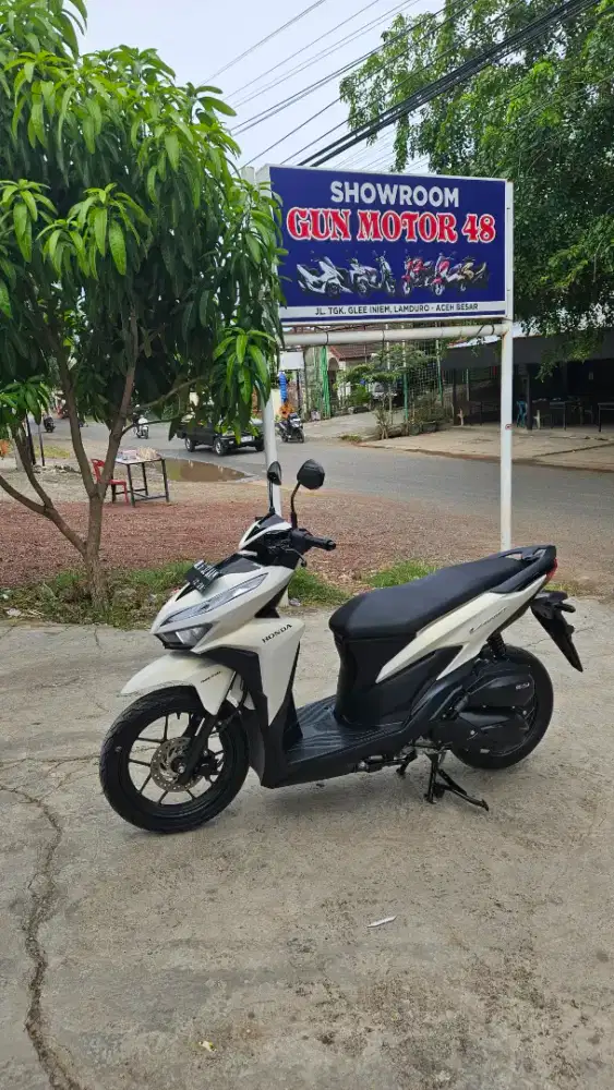 Di jual honda vario 125 tahun 2021