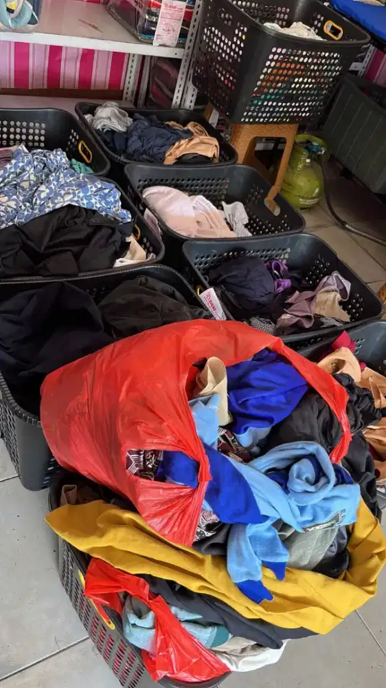Di butuhkan 1 orang wanita berpengalaman