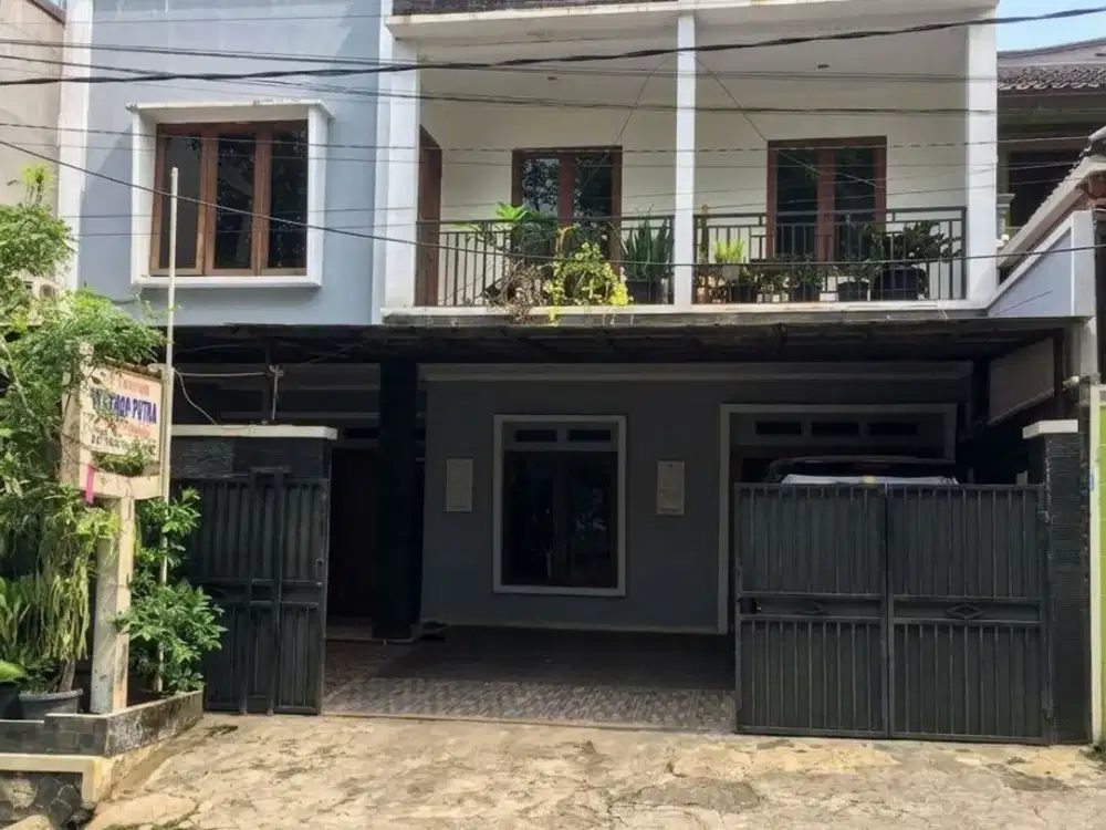 Rumah Cantik Murah Semi furnished di Depok Tengah Jawa Barat