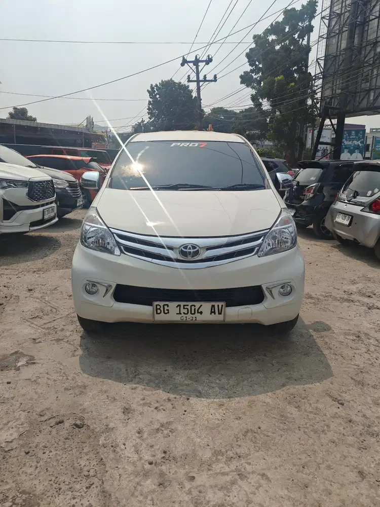 Avanza G 1.3 AT 2014 matic istimewa dp 25 jt