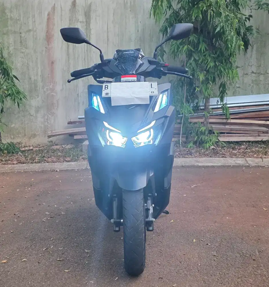 Honda vario 160 abs mette black