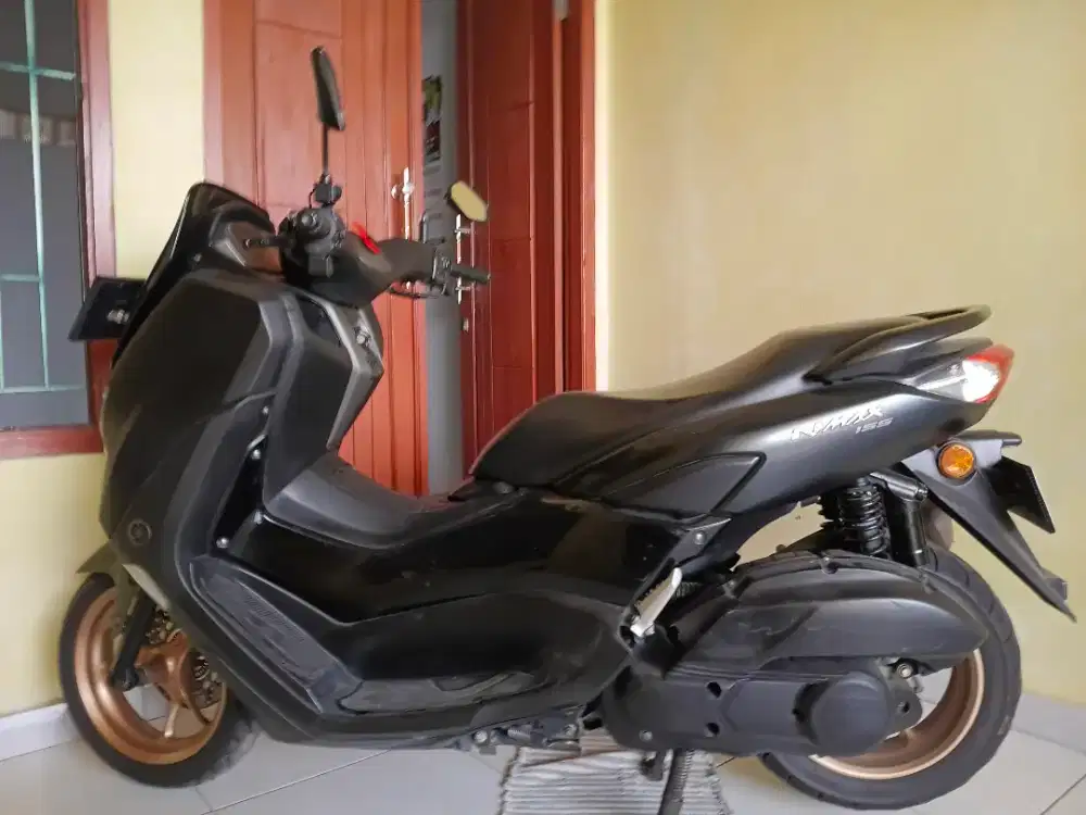 Yamaha nmax 2022 B Depok mesin halus surat lengkap