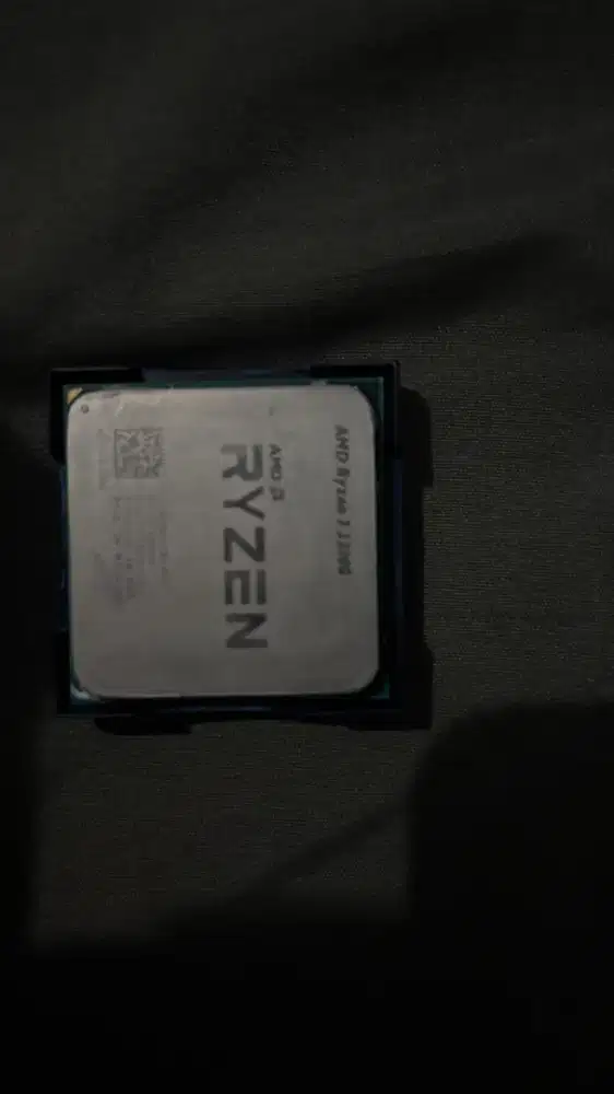 DIJUAL PROCIE RYZEN 3 3200G