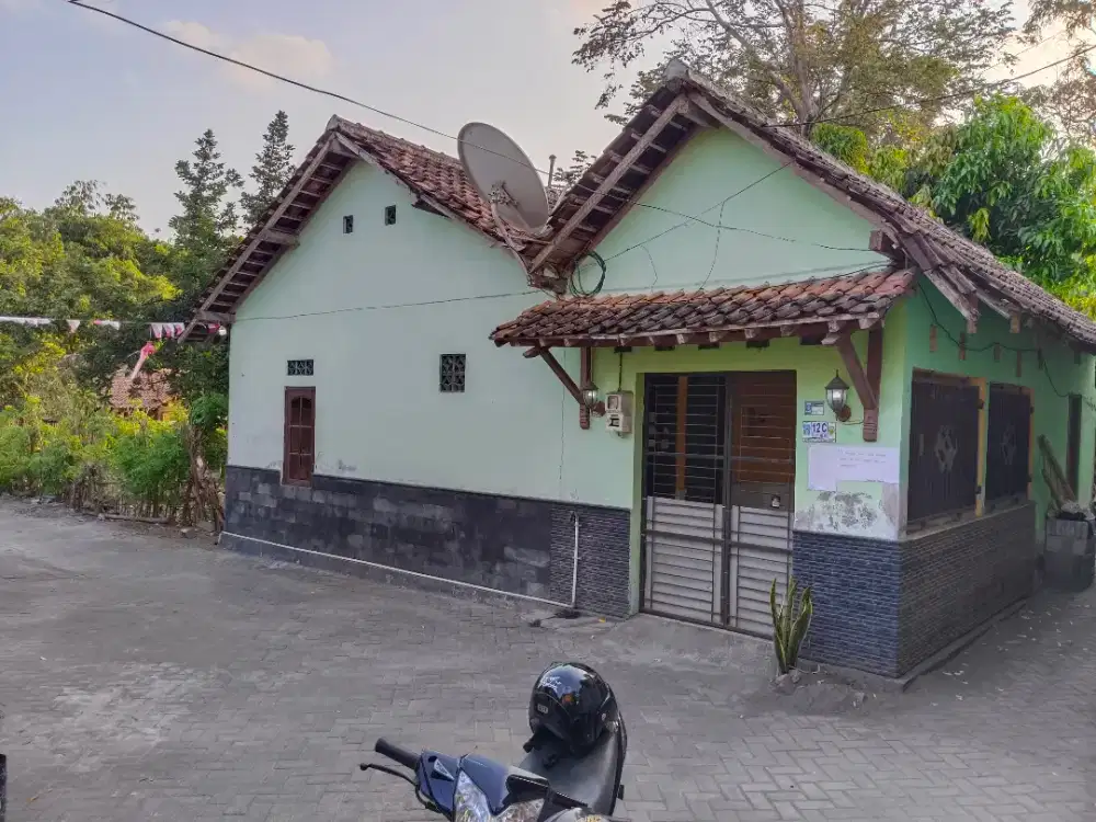 di kontrak an rumah