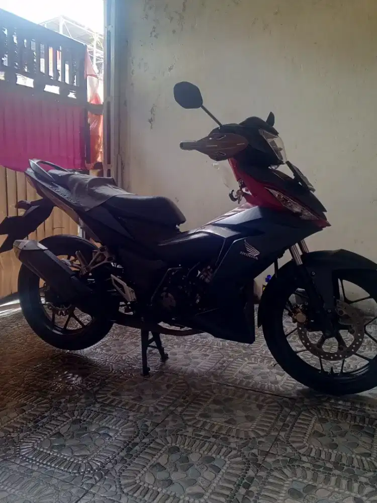 Jual Honda Supra GTR 150 (2016)