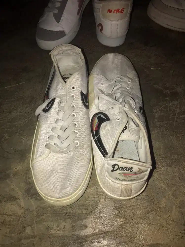 sepatu lari dan skate