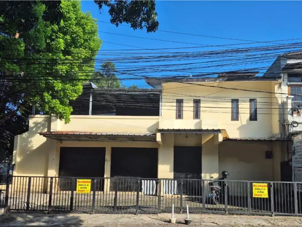 Rumah Usaha Strategis di Jl. Sarijadi Raya