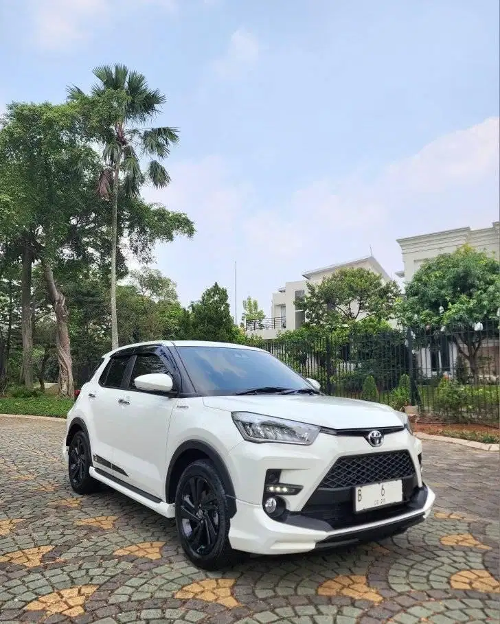 Raize GR Sport 2022 TSS Km 26rb Rec Toyota B genap Pjk agusts 27 Putih
