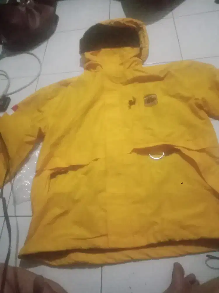 Jaket bekas umroh