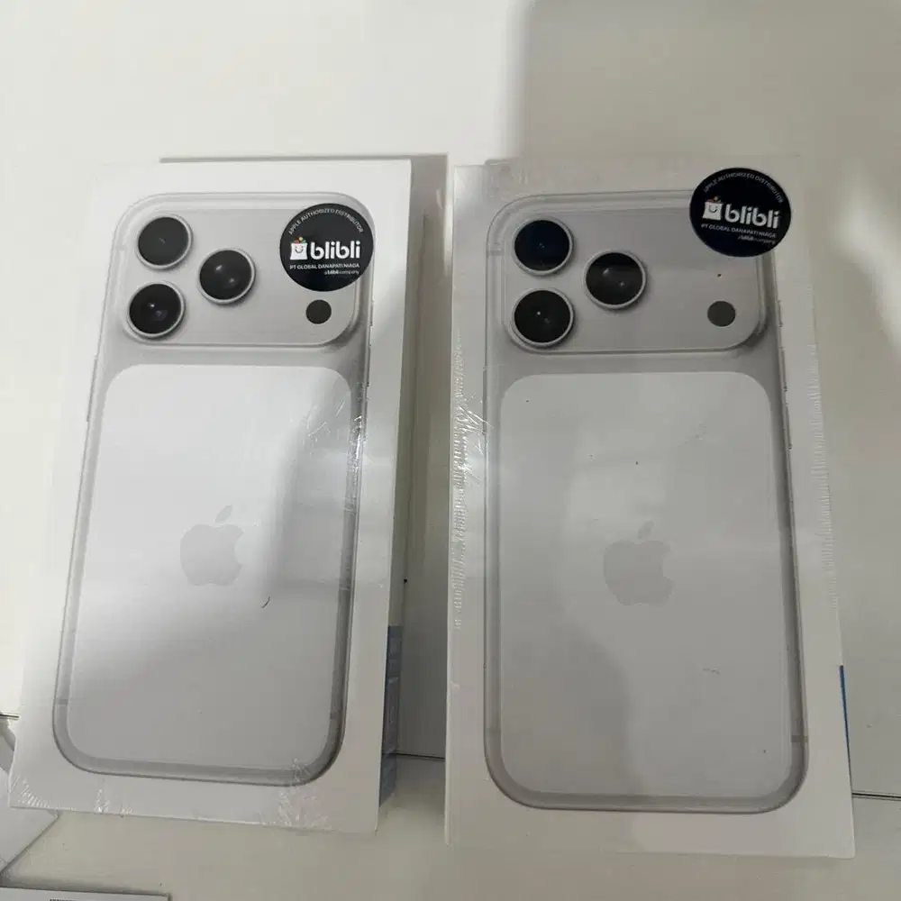 Iphone 17 pro 256gb silver ibox blibli bnib baru segel greenpeel