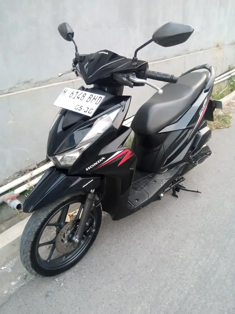 Honda Beat 2020 hitam glossy