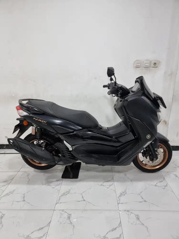 Yamaha N Max ABS Keyless TCS Fi 2021 bulan 4 pajak 2027 Mulus