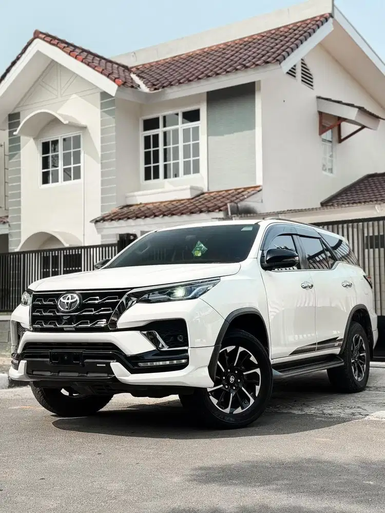 Toyota Fortuner VRZ GR 2.8 2023 Diesel