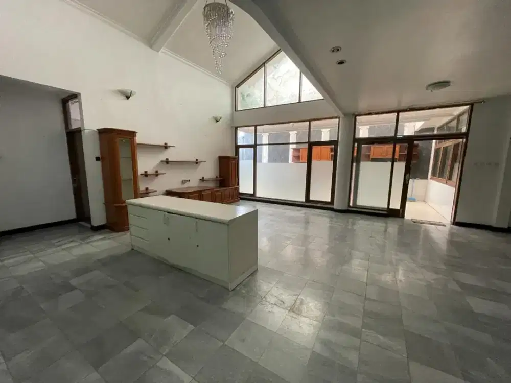 Jual Sewa Rumah Besar Luas di Sukamulya
