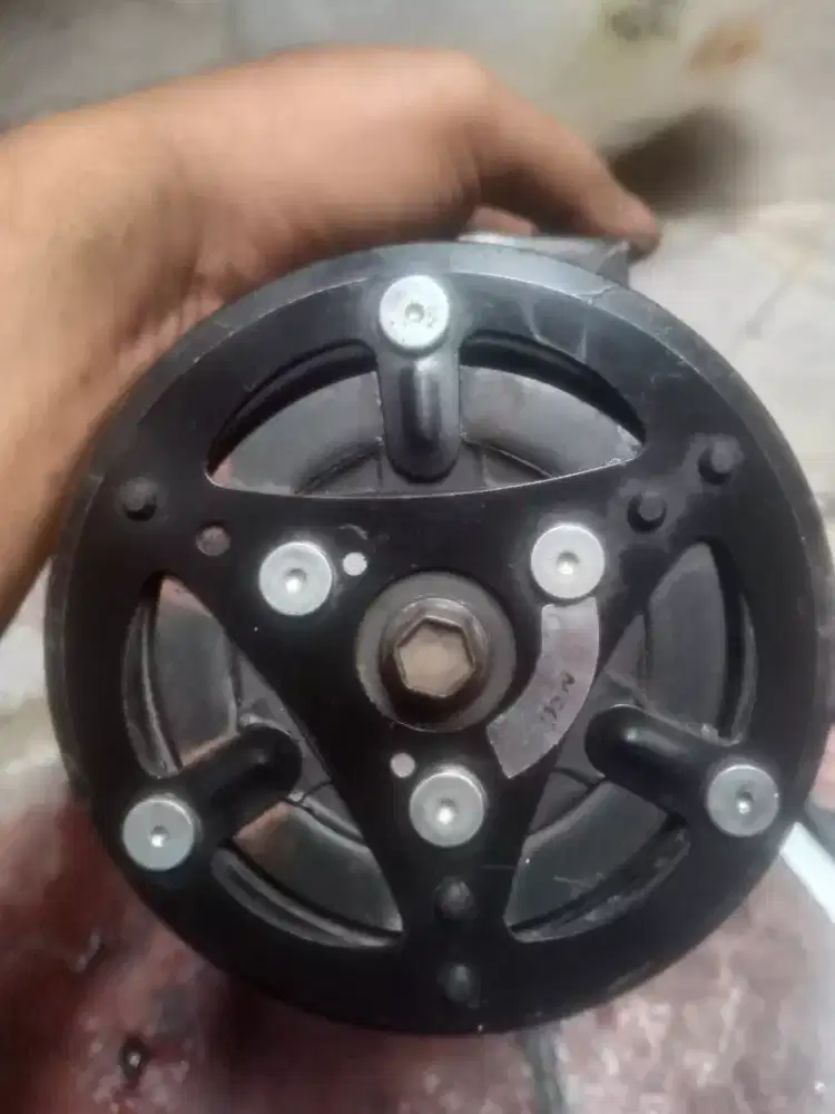 kompresor AC avanza /xenia 1'3 lama
