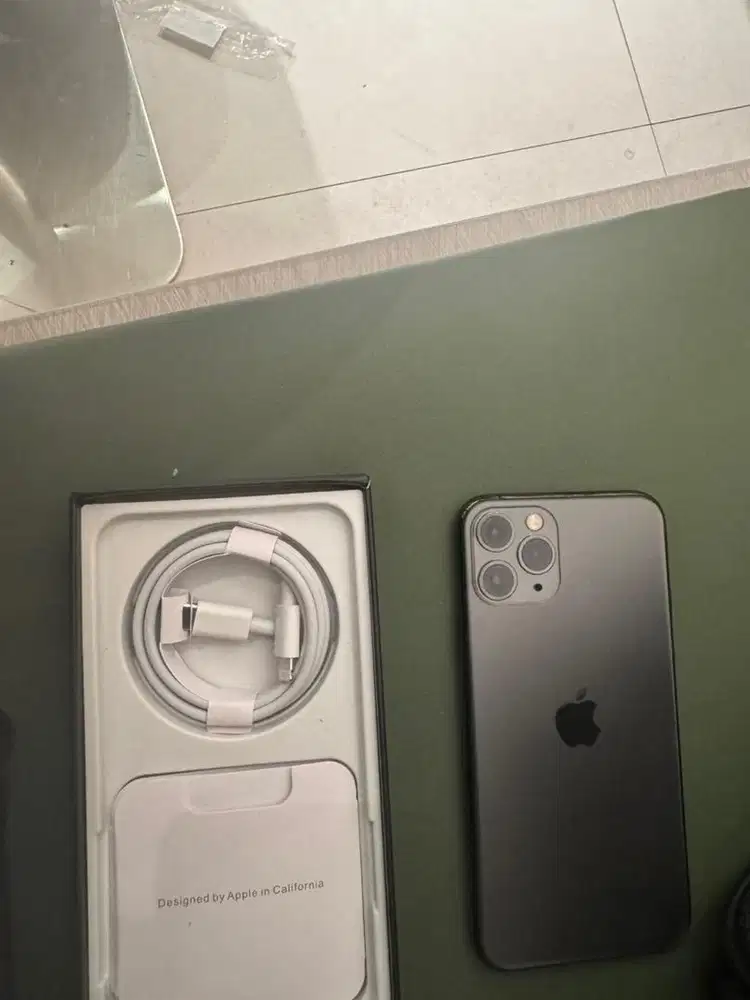 Iphone 11 pro 256gb batre 100