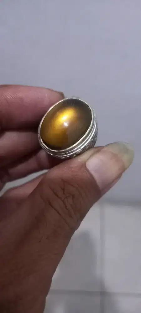 Batu solar super giwang natural