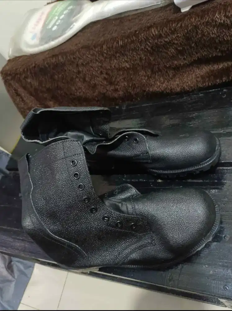 Sepatu PDL Kulit Jeruk Uk 43