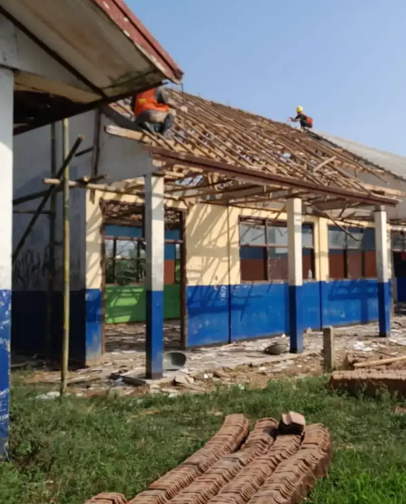 Bongkar Pasang Atap Rumah