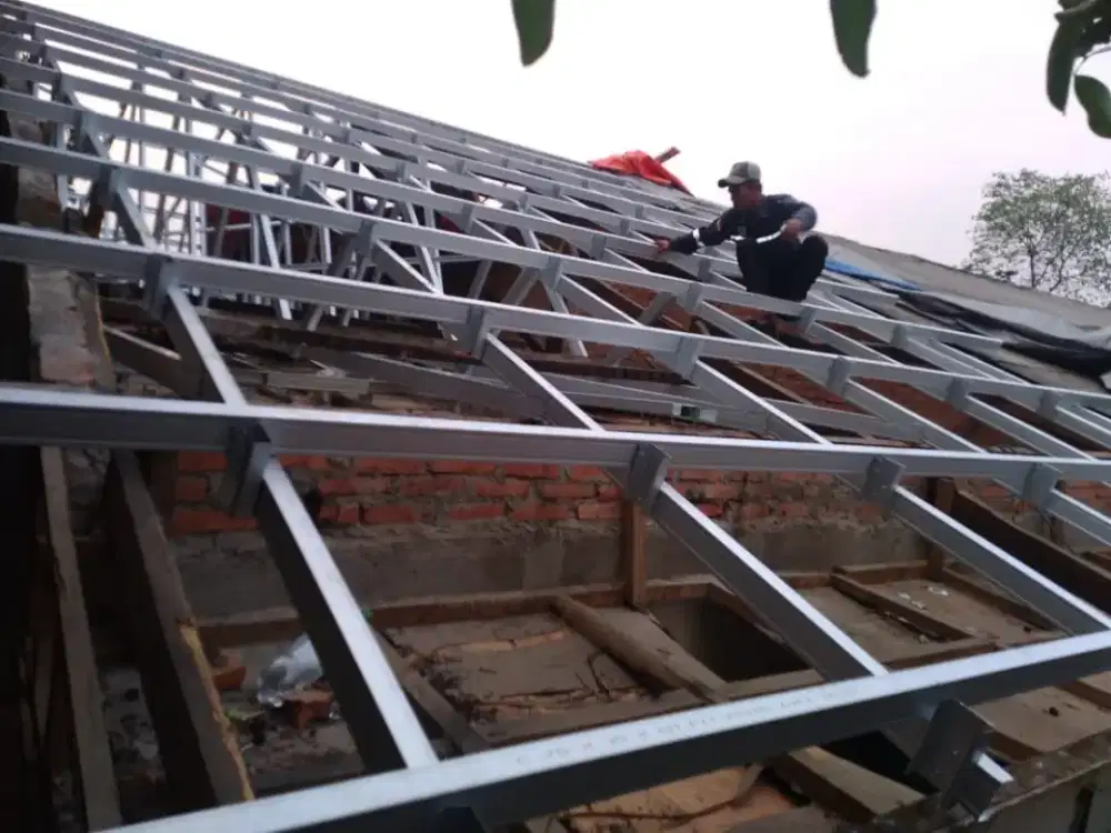 Ganti Atap Rumah Kayu