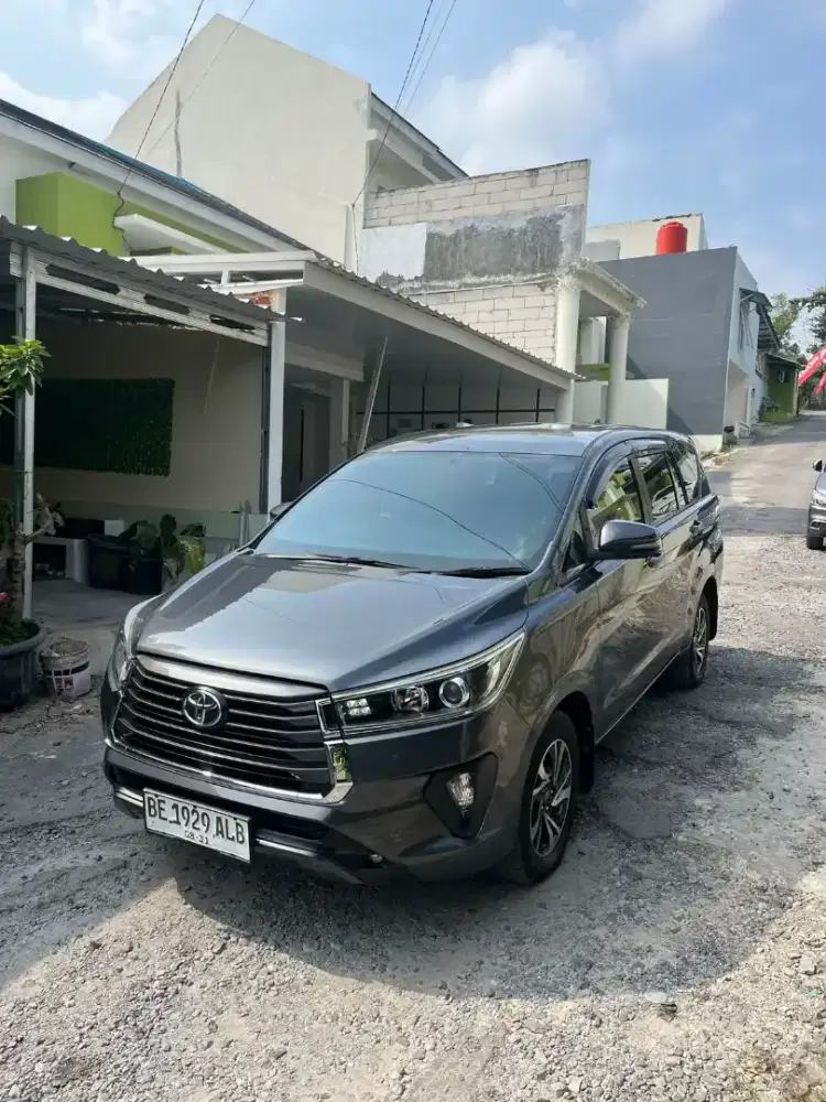 Toyota Innova Reborn 2.4 V AT Diesel