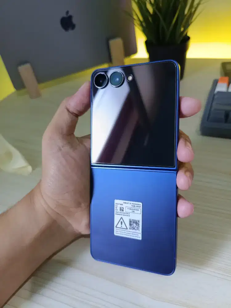 SAMSUNG ZFLIP7 12 256GB MULUS LIKE NEW