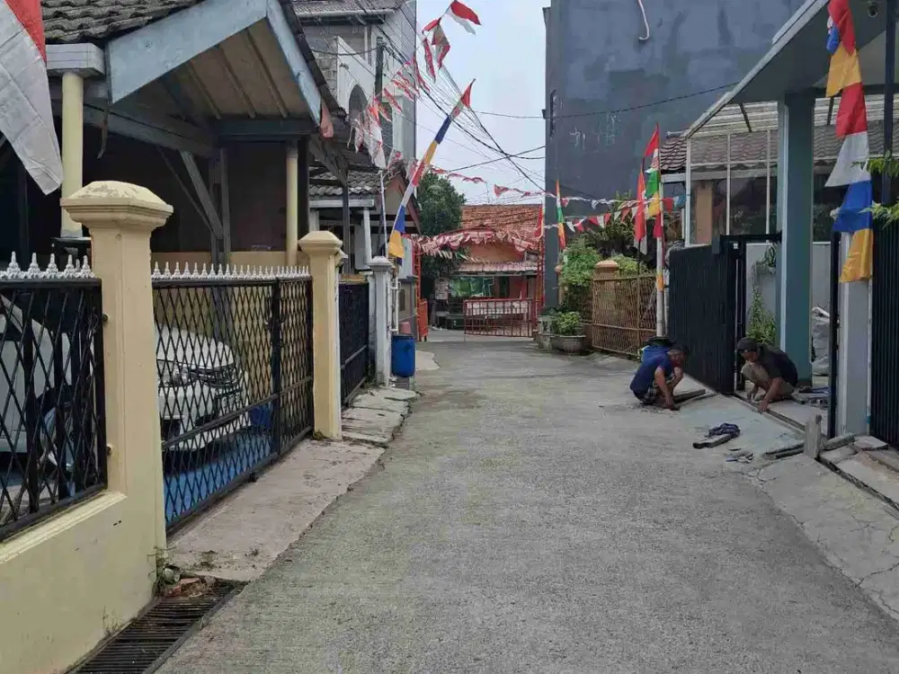 DI JUAL RUMAH DALAM KOMPLEK DI SUKAMJU CILODONG DEPOK