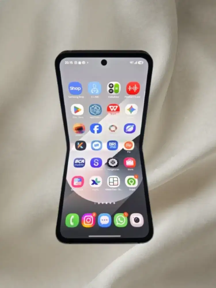SAMSUNG Z FLIP 6 SEIN
12/256GB