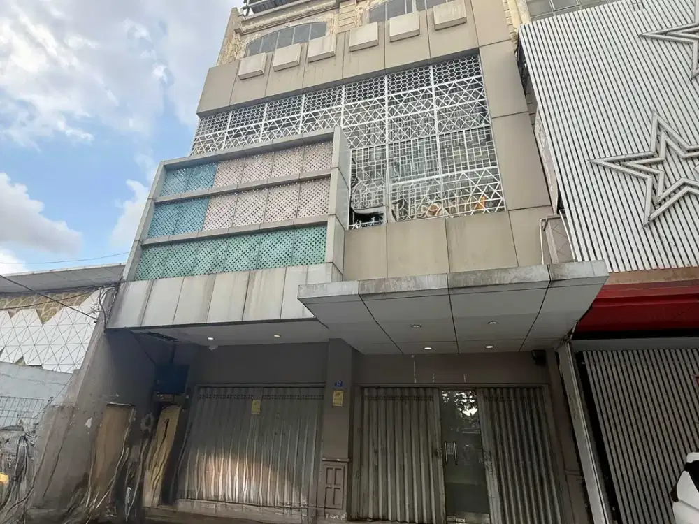 Dr sutomo
