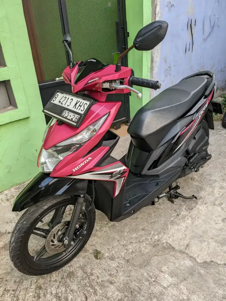 Honda Beat 2018 Km Sangat Low 7rb Type Tertinggi Di Kelasny Pajak Idup