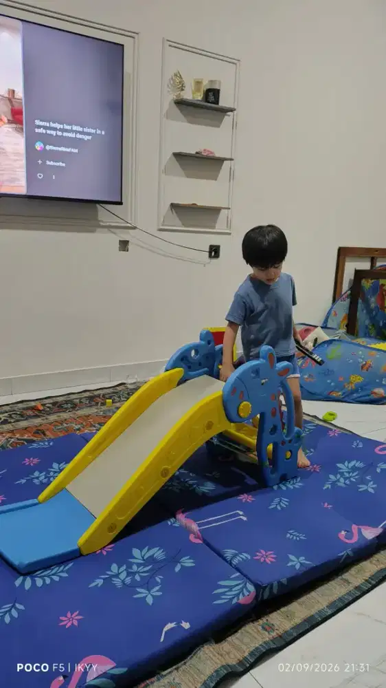 Cari momong anak serabutan