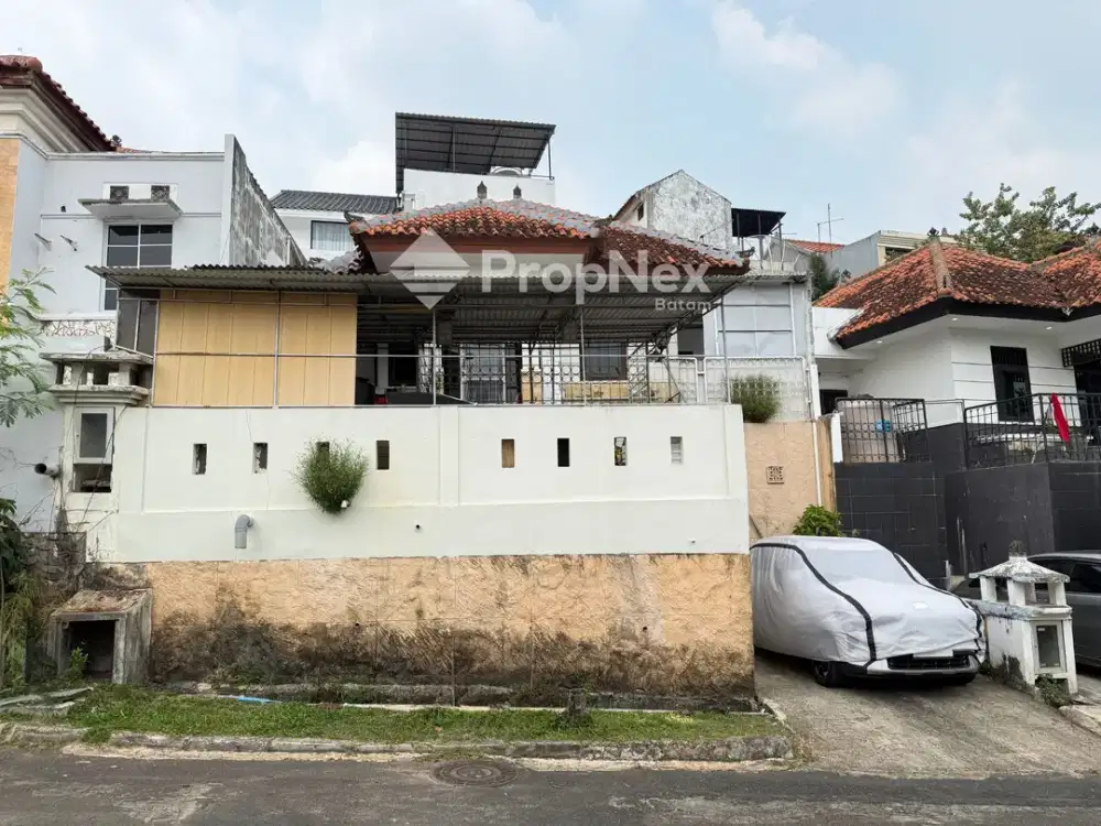 Dijual Rumah Luas SHM Sukajadi Batam Semi Furnished