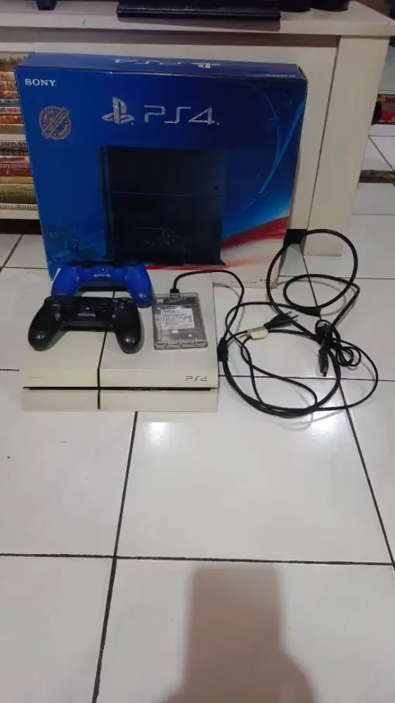 Jual ps 4 fat 1 tb plus hdd ext 1tb full games