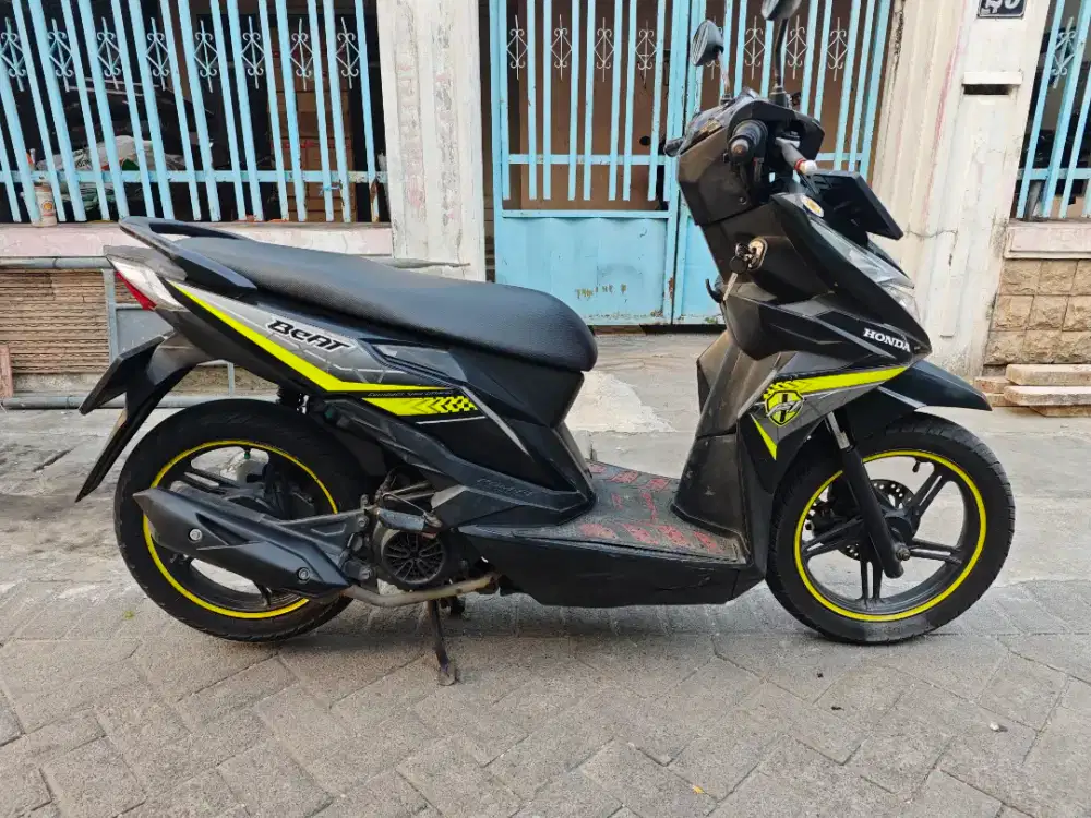 Jual beat 2016 kondisi sgt bagus samsat ikt manyar